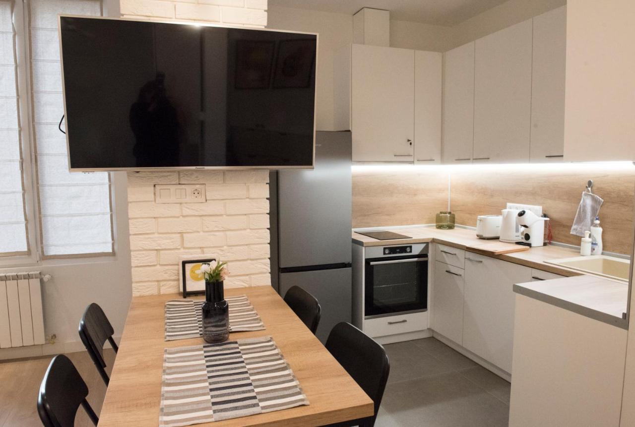 Top Center Designer Studio Apartment Sofie Exteriér fotografie
